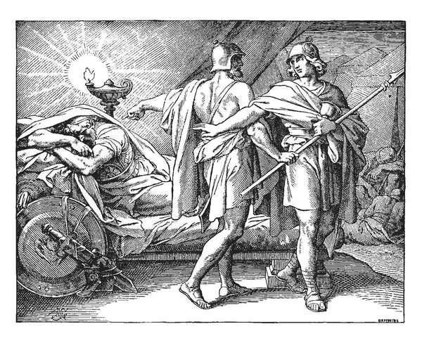 一个男人睡在长凳上 两个士兵用长矛指着他说话 老式的线条画或雕刻插图 — 图库矢量图片