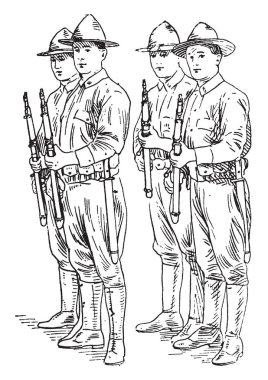 Silahlar, vintage çizgi çizme veya oyma illüstrasyon ile dört askeri asker