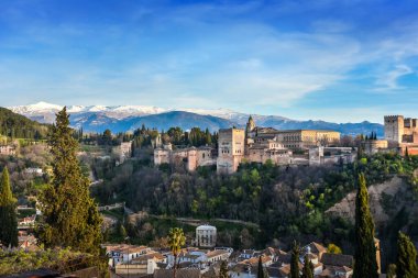 Albaicin, Granada ve Endülüs 'ün bakış açısından Alhambra' ya bakış