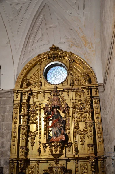 Золотий Вівтар Відомій Іспанській Церкві — стокове фото