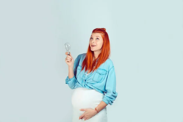 Wunderbare Junge Frau Erwartet Baby Und Hält Glühbirne Mit Toller — Stockfoto
