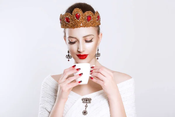 Disfrutando Taza Café Sonriente Reina Belleza Princesa Novia Para Ser — Foto de Stock