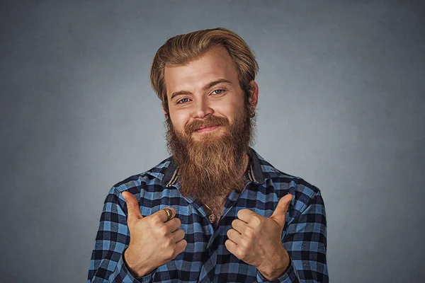 Hombre Feliz Dando Pulgares Hacia Arriba Signo Como Gesto Manos — Foto de Stock