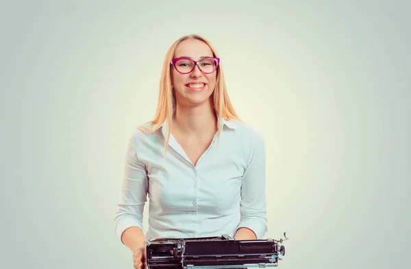 Happy Young Blond Woman Glasses Sitting Vintage Typewriter Smiling Camera — Stock Photo, Image