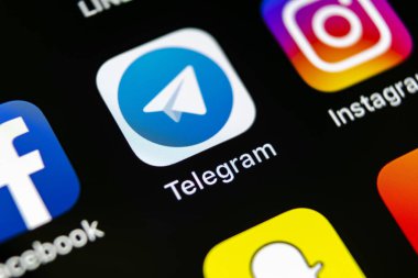 Sankt-Petersburg, Rusya, 10 Mayıs 2018: Telgraf uygulama simgesi üzerinde Apple iphone X ekran yakın çekim. Telgraf app simgesi. Telgraf bir online sosyal medya sosyal ağdır. Sosyal medya uygulaması