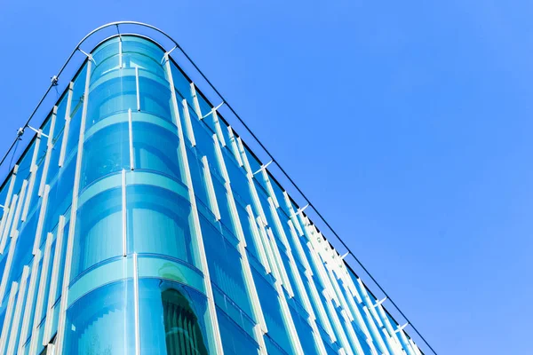 Detalhes Exterior Edifício Escritórios Edifícios Negócios Skyline Olhando Para Cima — Fotografia de Stock