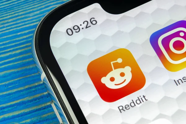 Sankt Petersburg Russia June 2018 Reddit Application Icon Apple Iphone — Stock Photo, Image