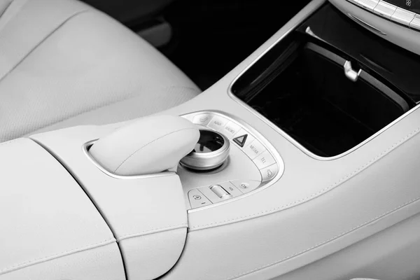 Wentylacyjnych Pokładu Luksusowe Nowoczesne Wnętrza Samochodu Nowoczesny Samochód Wnętrz Szczegóły — Zdjęcie stockowe