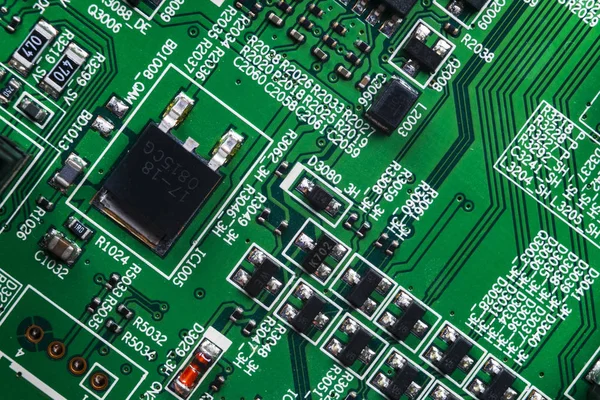 Macro Disparo Una Placa Circuito Con Resistencias Microchips Componentes Electrónicos —  Fotos de Stock