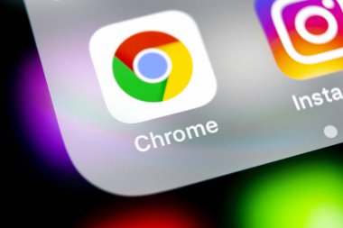 Sankt-Petersburg, Rusya, 10 Ağustos 2018: Google My iş uygulama simgesi üzerinde Apple iphone X ekran yakın çekim. Google My iş simgesi. Google İş başvurum. Sosyal medya ağı