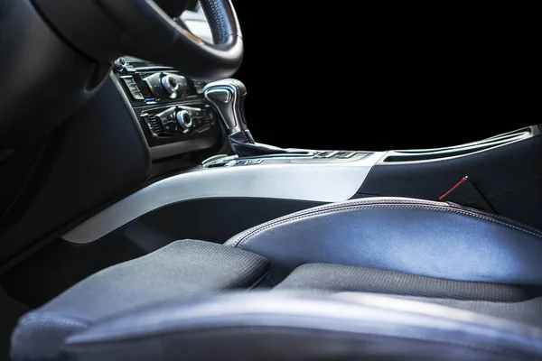 Moderne Luxeauto Binnen Interieur Van Prestige Moderne Auto Comfortabele Leren — Stockfoto