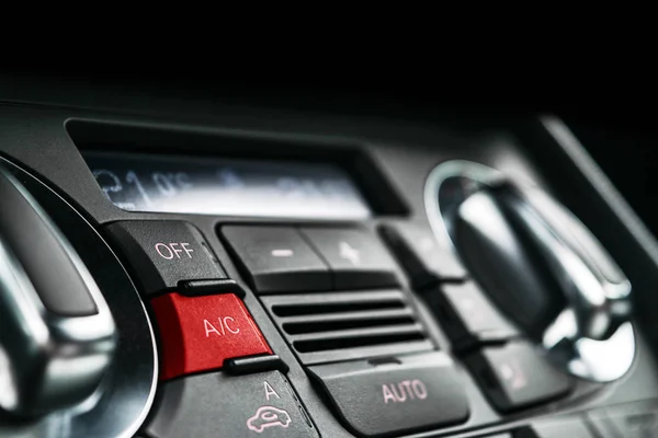 Κλιματισμός Κουμπί Μέσα Ένα Αυτοκίνητο Ελέγχου Του Κλίματος Μονάδα Εναλλασσόμενου — Φωτογραφία Αρχείου