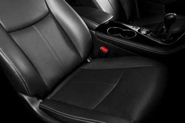Moderne Luxeauto Binnen Interieur Van Prestige Auto Comfortabele Leren Stoelen — Stockfoto