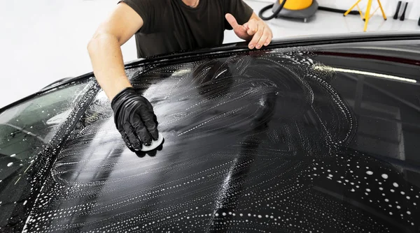 Man Cleaning Car Cloth Car Detailing Concept Selective Focus Car — Stock Photo, Image