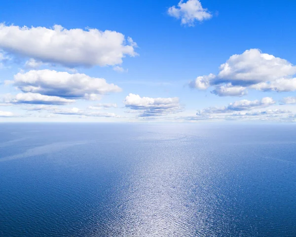 반사의 항공기 보기입니다 바다에 사진입니다 Birdseye입니다 — 스톡 사진