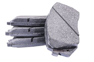 Fren balataları beyaz arka plan üzerinde izole. Otomobil parçaları. Fren balatası üzerinde beyaz izole. Fren balatası. Araba parçası. Araba ayrıntılı. Yedek parçalar