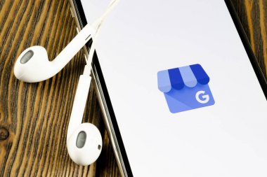 Apple iphone X ekranında Google My Business uygulama simgesi yakın çekim. Google My Business simgesi. Google Benim iş uygulaması. Sosyal medya ağı