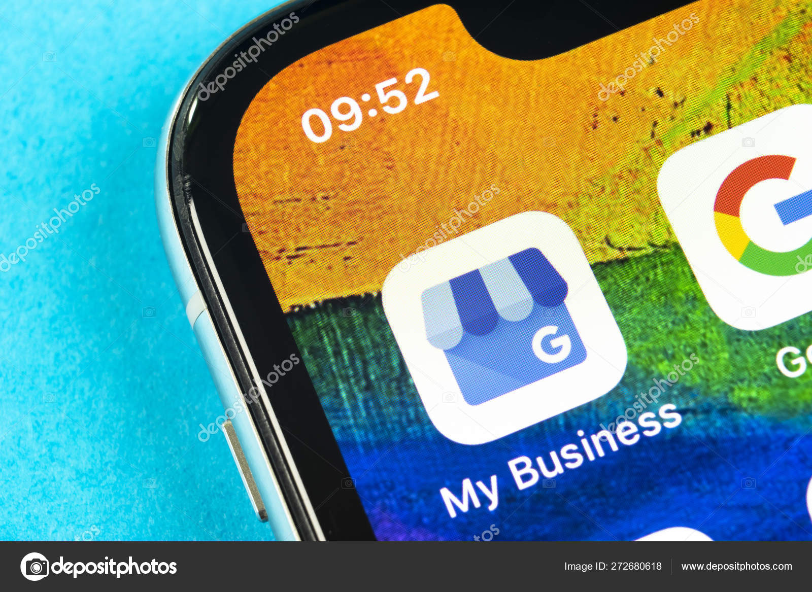 Icono de aplicación de Google My Business en el primer plano de la