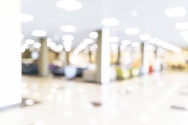 Sergi salonu veya kongre merkezi koridorunbulanık defokus bokeh arka plan. İş ticaret gösterisi modern beyaz iç mimari. Soyut bulanıklık modern iş ofis arka plan