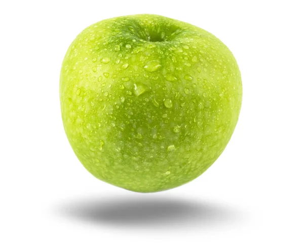 Maçã verde suculenta fresca com gotas de água isoladas no fundo branco. Apple isolado . — Fotografia de Stock