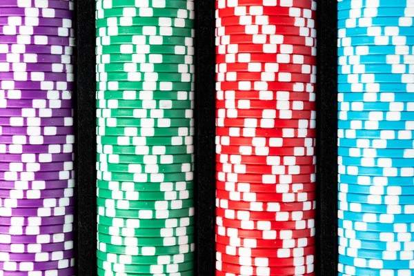 Στοίβα Από Μάρκες Πόκερ Απομονωμένο Υπόβαθρο Έννοια Παιχνιδιού Πόκερ Παίζω — Φωτογραφία Αρχείου