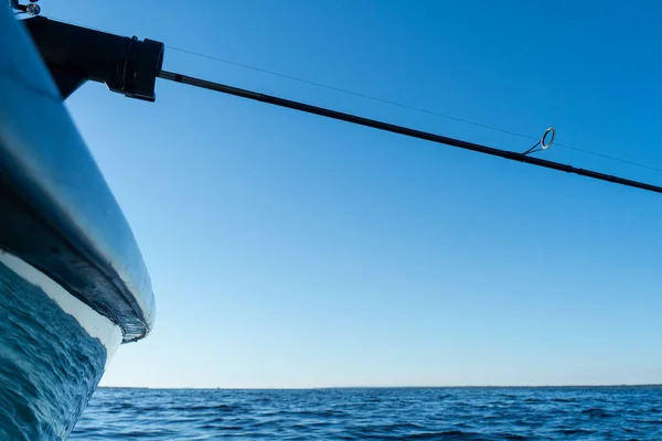 Vara Pesca Girando Com Linha Close Haste Pesca Suporte Haste — Fotografia de Stock