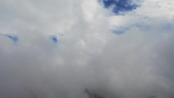 Χρονικό Σφάλμα Εναέρια Άποψη Τρέχει Σύννεφα Στον Ουρανό Κίνηση Αεροφωτογραφία — Αρχείο Βίντεο