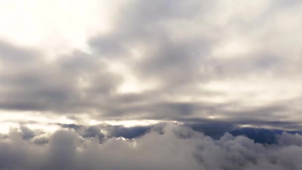 Zeitraffer Laufender Gewitterhimmel Mit Wolkenhintergrund Zeitraffer Stürmischer Wolken Flug Durch — Stockvideo