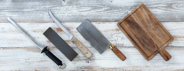 Cuchillos Cocina Con Piedra Mojada Acero Para Afilar Sobre Tablas —  Fotos de Stock