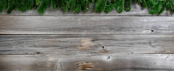 Veselé Vánoce Šťastný Nový Rok Jedle Větve Rustikální Dřevěné Desky — Stock fotografie