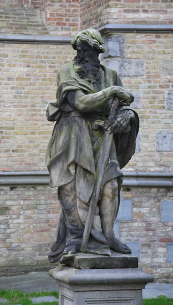 Statue Front Church Our Lady Bruges Belgium — Stock Photo, Image