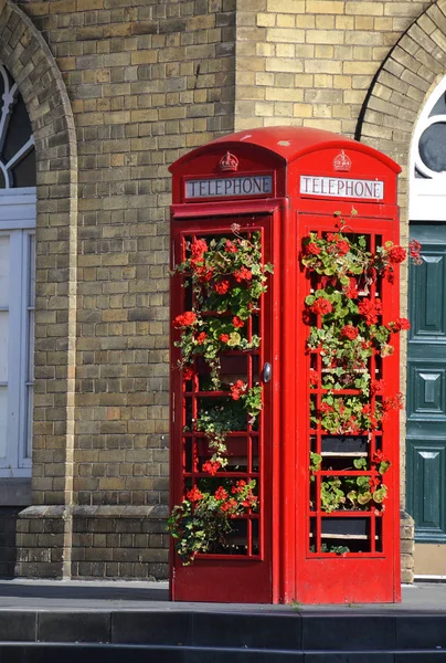 Old Traditional English Telephone Booth — Stock Photo, Image