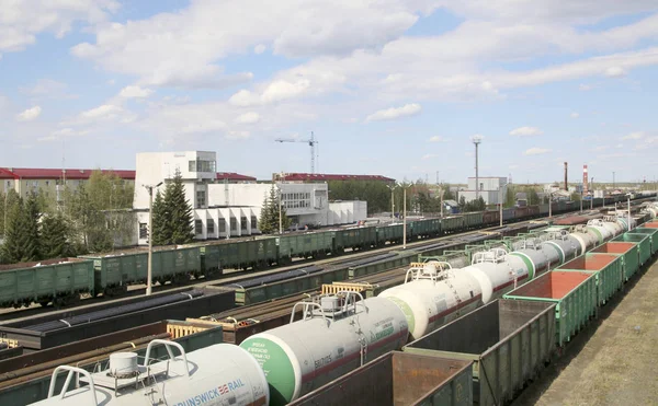 Tren İstasyonu ve demiryolu hatları, Pyt şehir '-Yakh, Rusya Federasyonu