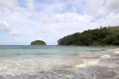 Kata beach ve Koh Pu Adası da biliyorum yengeç Adası olarak, Phuket, Tayland