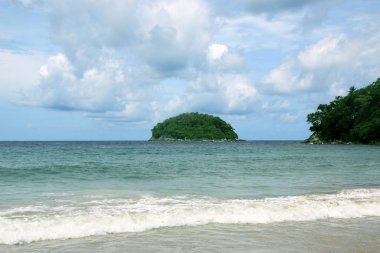 Kata beach ve Koh Pu Adası da biliyorum yengeç Adası olarak, Phuket, Tayland