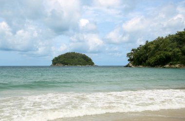 Kata beach ve Koh Pu Adası da biliyorum yengeç Adası olarak, Phuket, Tayland