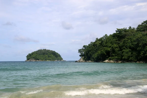 Kata beach ve Koh Pu Adası da biliyorum yengeç Adası olarak, Phuket, Tayland
