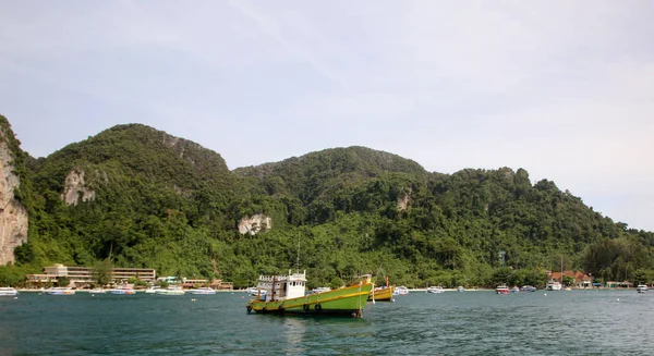 Bahía Tonsai Isla Koh Phi Phi Mar Andamán Tailandia —  Fotos de Stock