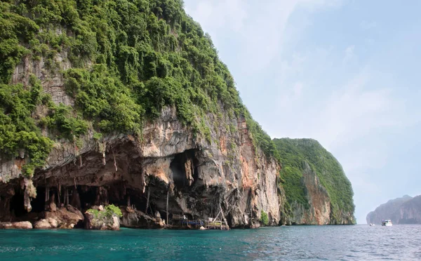 Jaskinia Viking Tajlandia Koh Phi Phi Island Morza Andamańskiego Jaskini — Zdjęcie stockowe