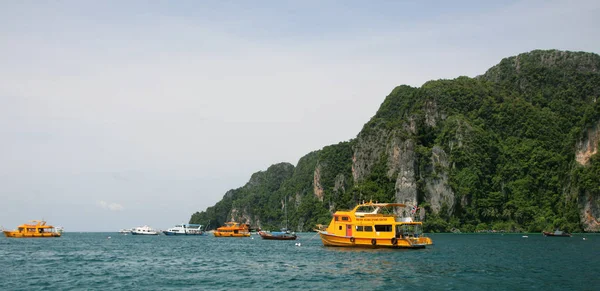 Bahía Tonsai Isla Koh Phi Phi Mar Andamán Tailandia —  Fotos de Stock