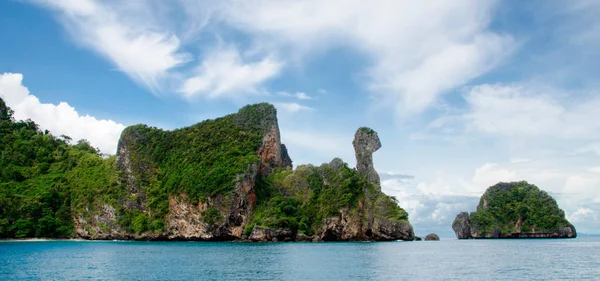 Chicken island also known as Koh Gai or Koh Kai or Koh Hua Khwan, The Andaman Sea, Krabi Province, Thailand. Famous tourist destination 