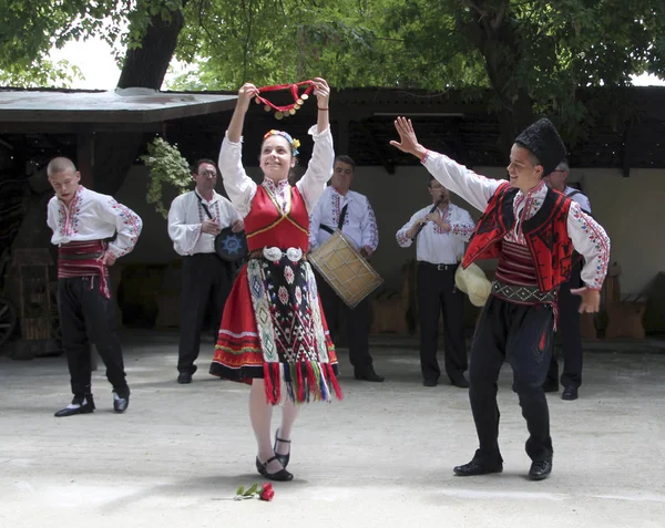 Varna Bulgária Circa June 2018 Grupo Dança Folclórica Não Identificada — Fotografia de Stock