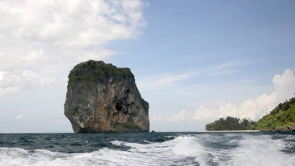 Falaise Koh Tang Ming Île Poda Mer Andaman Krabi Thaïlande — Photo