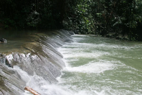 Vattenfall Vid Nang Manora Forest Park Phang Nga Provinsen Thailand — Stockfoto