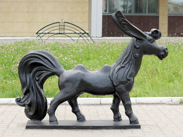 Nefteyugansk Russie Juillet 2019 Sculpture Cheval Bosse Personnage Principal Célèbre — Photo