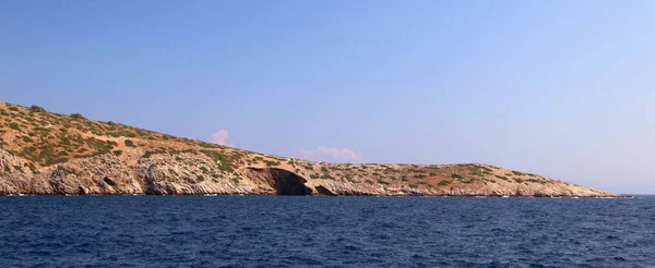 Ostrov Symi Skalnaté Pobřeží Egejské Moře Řecko — Stock fotografie