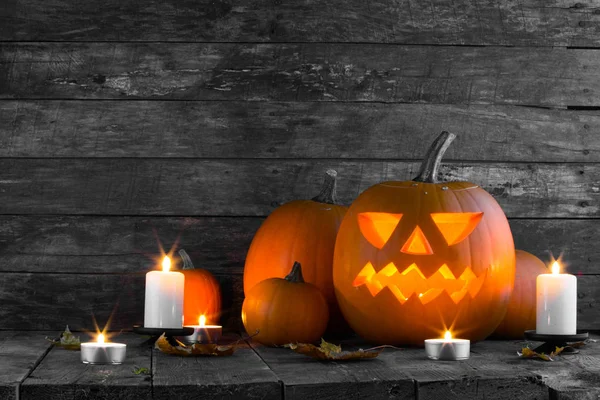 Halloween Zucca Testa Jack Lanterna Candele Sfondo Legno — Foto Stock