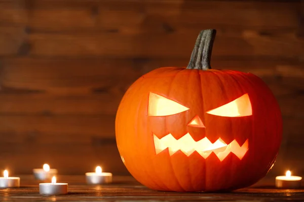 Halloween Dýně Hlava Jack Lucerna Svíčky Dřevěném Pozadí — Stock fotografie