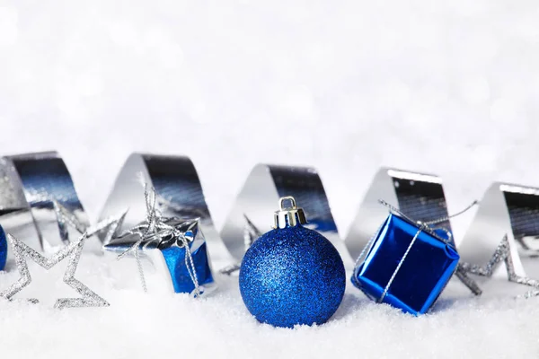 Décorations Noël Argent Bleu Sur Neige Close — Photo