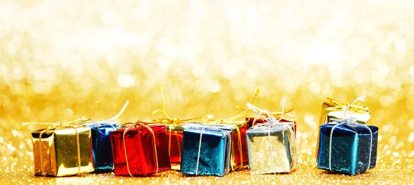 Small Decorative Colorful Presents Glitter Background — Stock Photo, Image